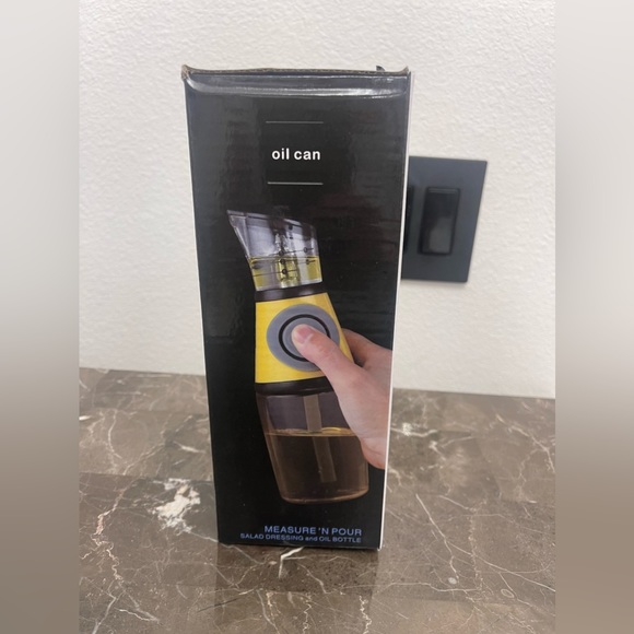 New! Olive Oil Dispenser Bottle Cooking Oil Dispenser Bottle for Kitchen with Me - Picture 3 of 8
